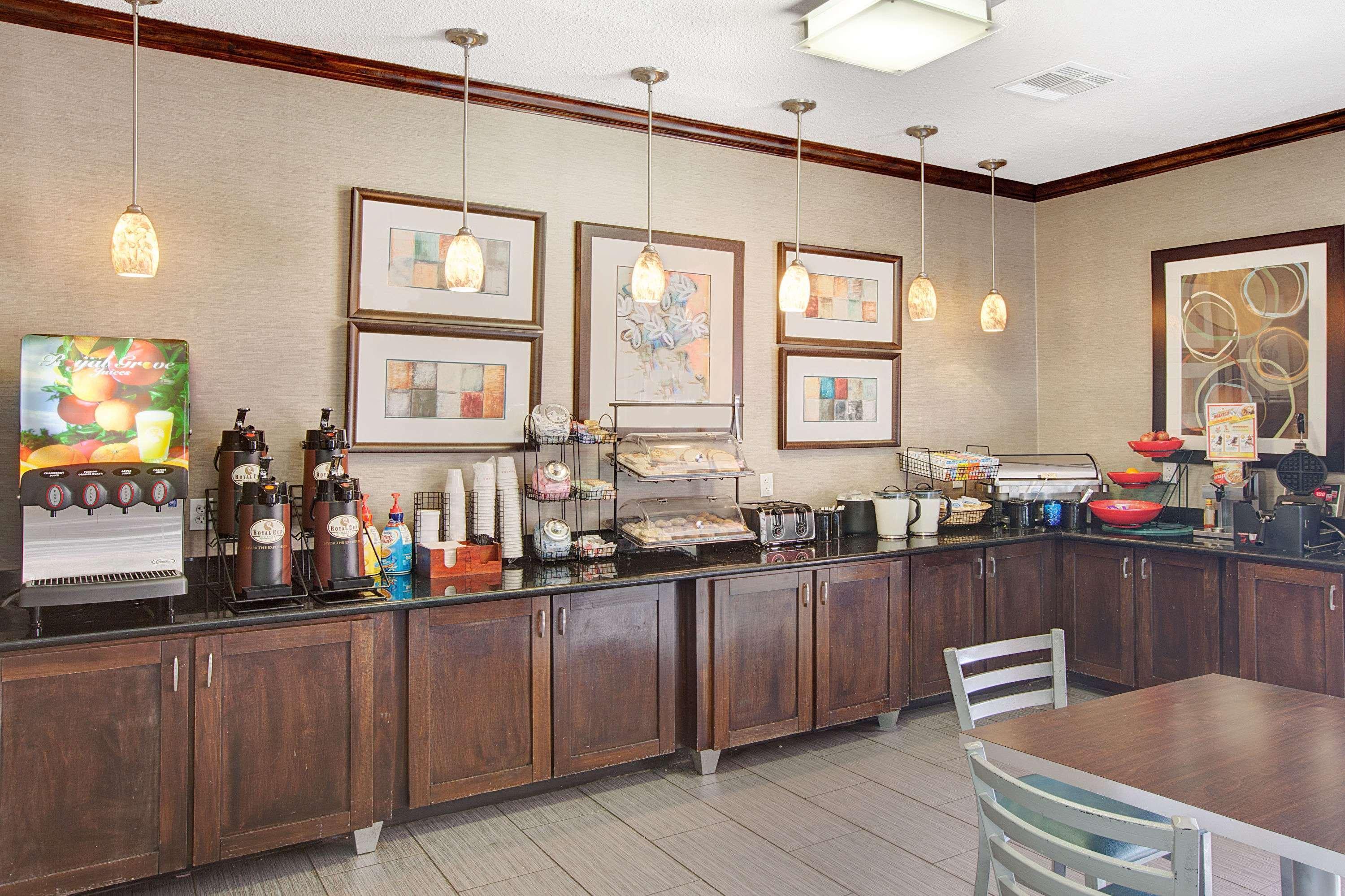 Ramada By Wyndham Houston Intercontinental Airport South Hotell Eksteriør bilde